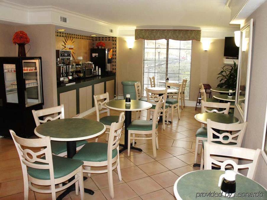 Baymont By Wyndham Woodruff Rd Greenville