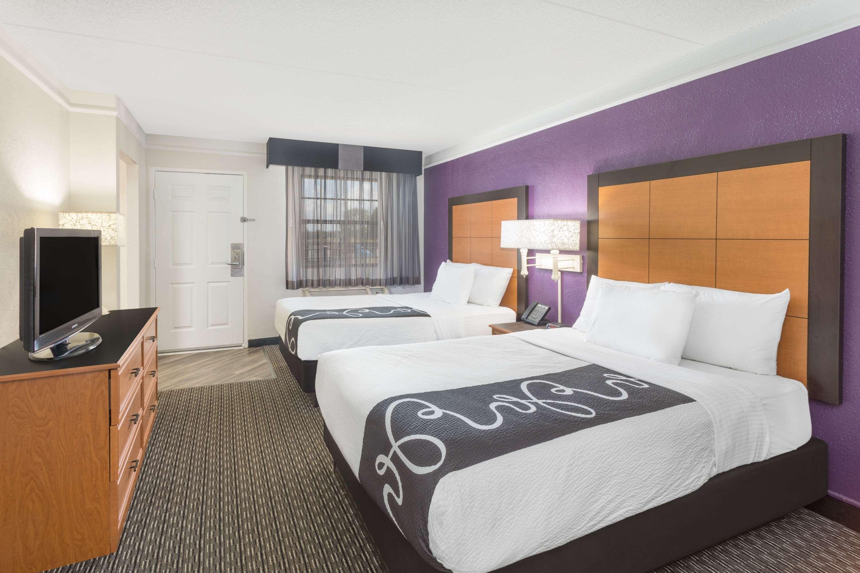 Motel Baymont By Wyndham Woodruff Rd 2*