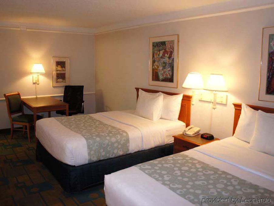 Baymont By Wyndham Woodruff Rd Motel